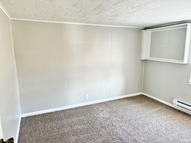 2108 S Grant Street, Muncie, IN 47302