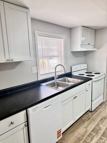 2108 S Grant Street, Muncie, IN 47302