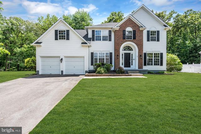 19 SUNFLOWER CIR, Burlington, NJ 08016
