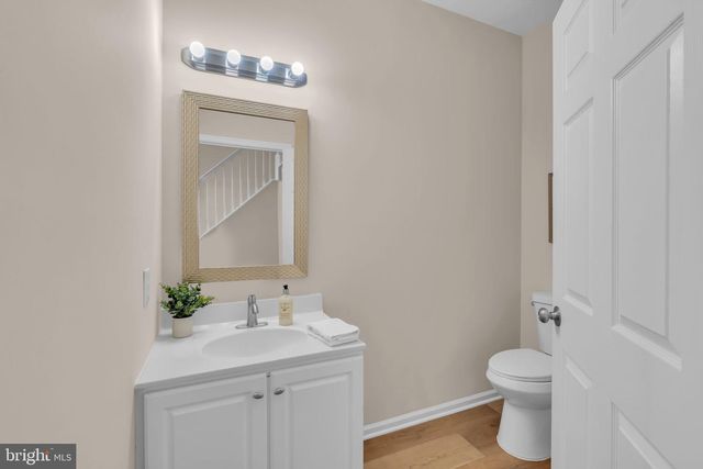 19 SUNFLOWER CIR, Burlington, NJ 08016