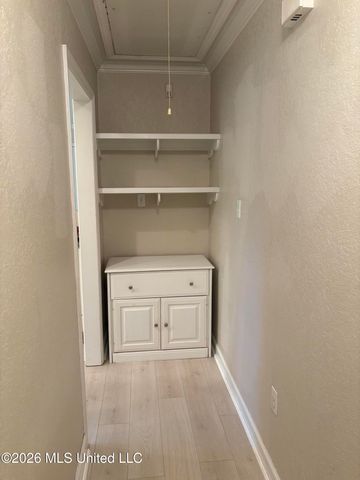 205 Barbara Circle, Ocean Springs, MS 39564