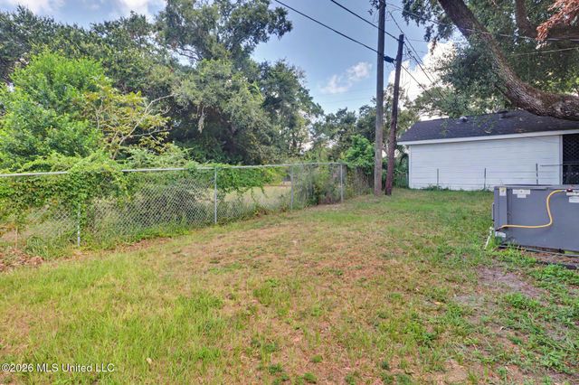 178 Keesler Circle, Biloxi, MS 39530