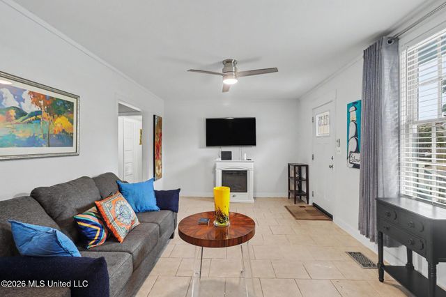 178 Keesler Circle, Biloxi, MS 39530