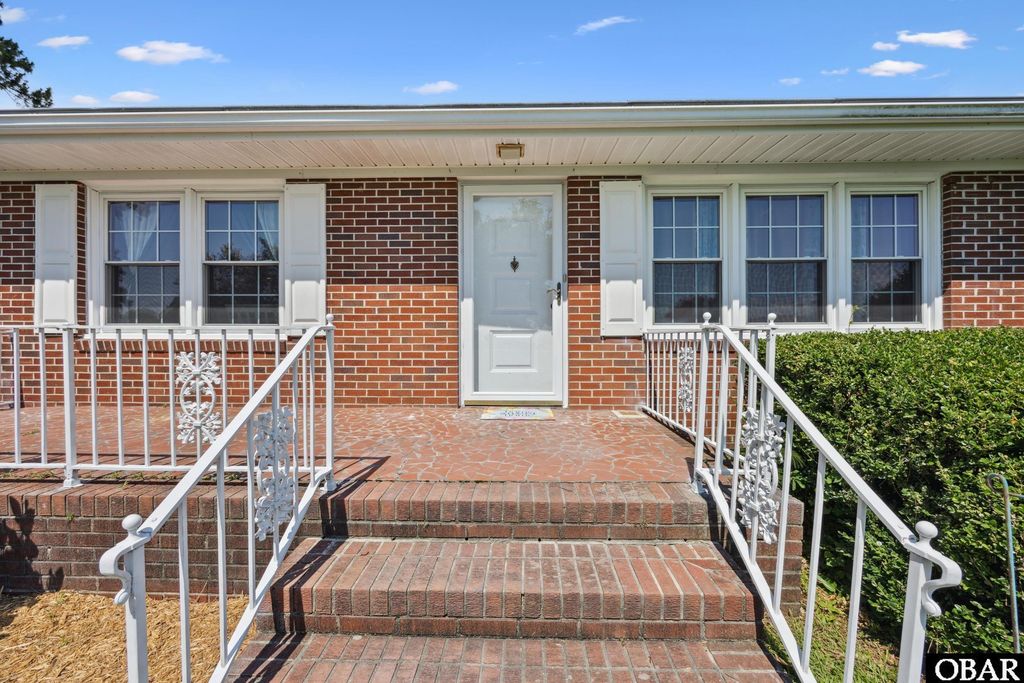 Image 4 of property listing at 1171 New Hope Road, New Hope, NC 27944