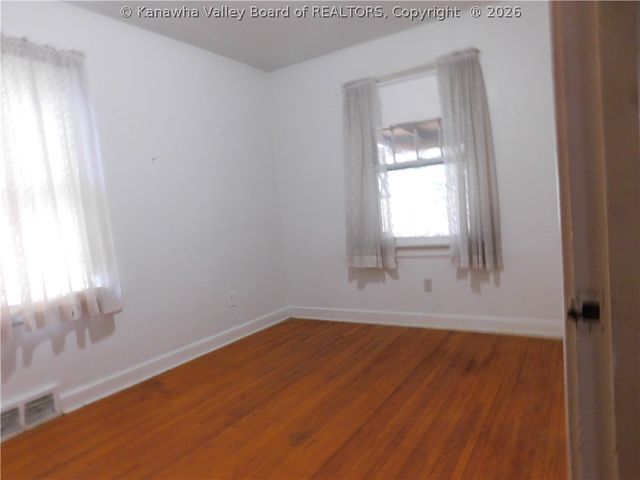 1613 Woodbine Avenue, Charleston, WV 25071