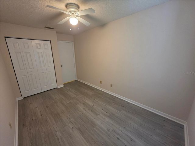5194 SUNRIDGE PALMS DRIVE, Tampa, FL 33617