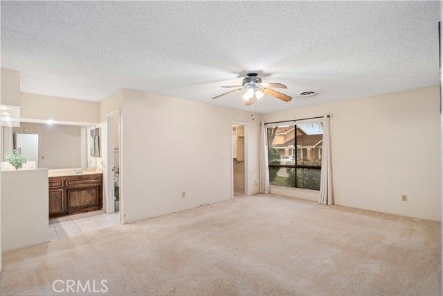 2904 W J4 Avenue, Lancaster, CA 93536