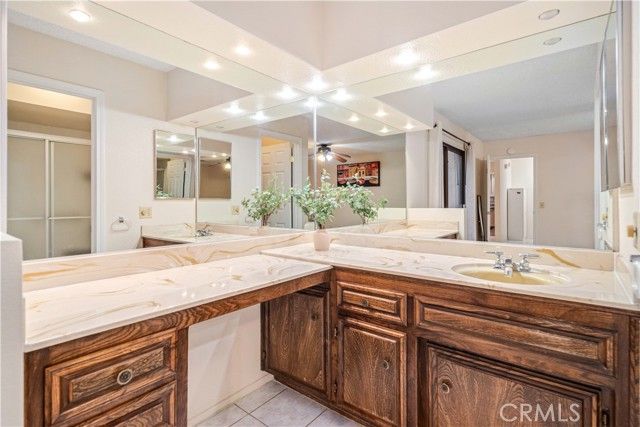 2904 W J4 Avenue, Lancaster, CA 93536