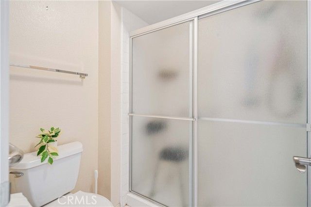 2904 W J4 Avenue, Lancaster, CA 93536