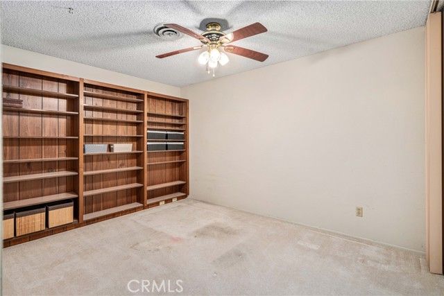 2904 W J4 Avenue, Lancaster, CA 93536