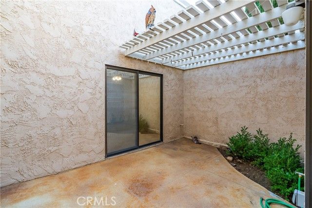 2904 W J4 Avenue, Lancaster, CA 93536