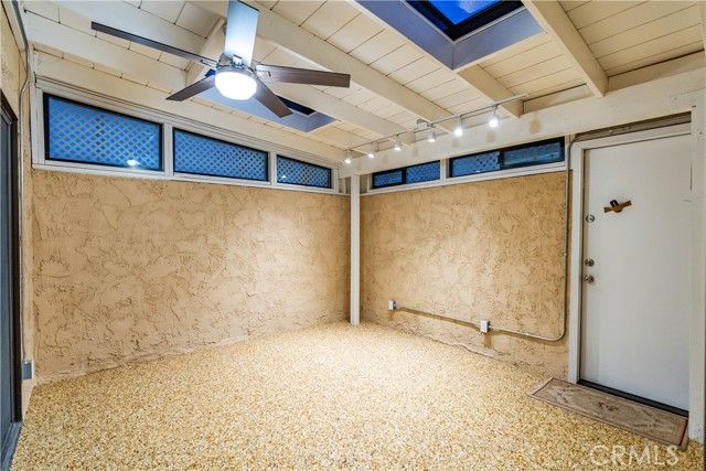 2904 W J4 Avenue, Lancaster, CA 93536