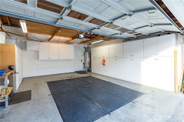 2904 W J4 Avenue, Lancaster, CA 93536