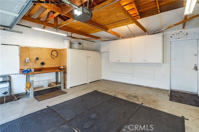 2904 W J4 Avenue, Lancaster, CA 93536