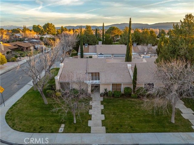 2904 W J4 Avenue, Lancaster, CA 93536