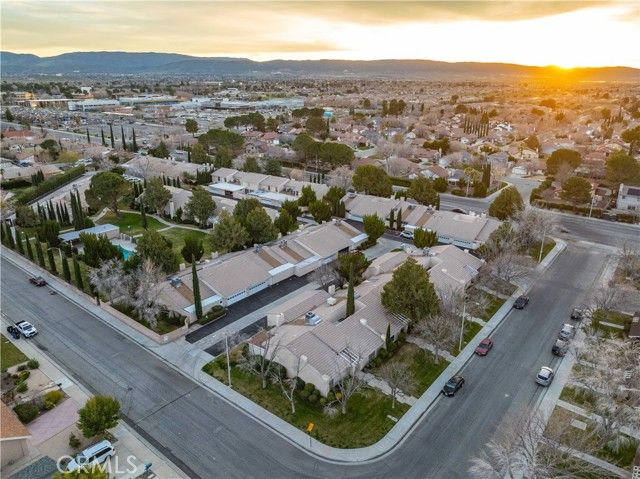 2904 W J4 Avenue, Lancaster, CA 93536