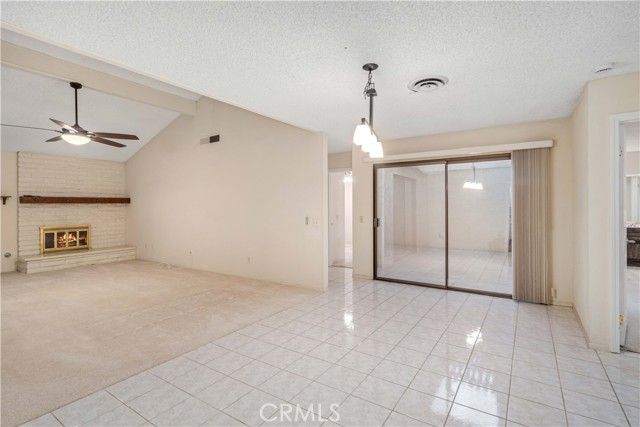 2904 W J4 Avenue, Lancaster, CA 93536