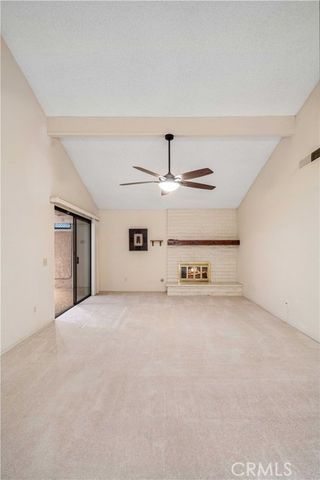 2904 W J4 Avenue, Lancaster, CA 93536