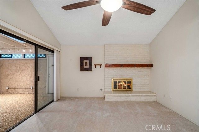 2904 W J4 Avenue, Lancaster, CA 93536