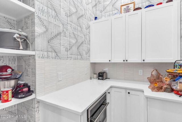 9102 River Road, Wilmington, NC 28412