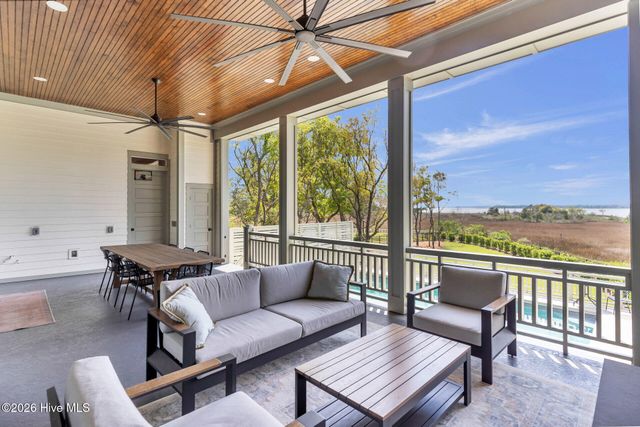 9102 River Road, Wilmington, NC 28412