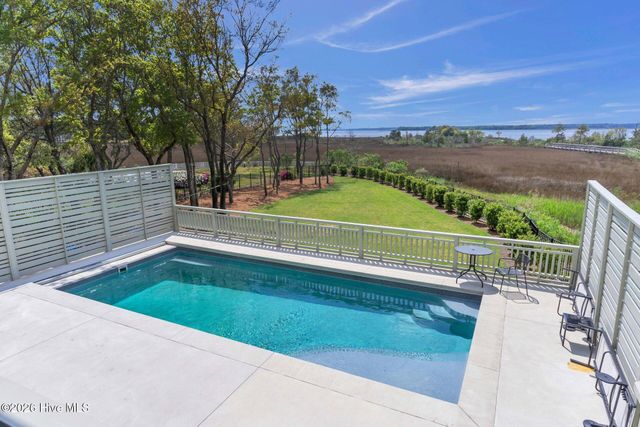 9102 River Road, Wilmington, NC 28412