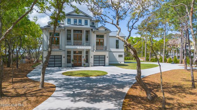 9102 River Road, Wilmington, NC 28412