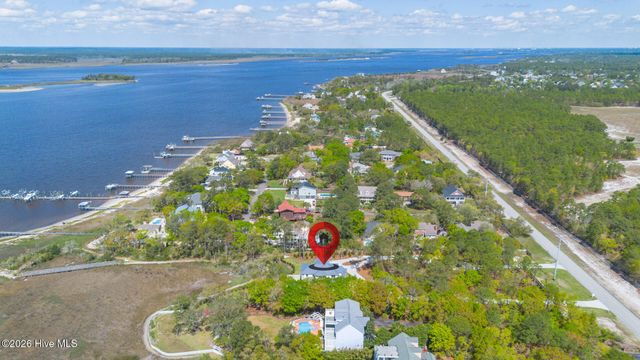 9102 River Road, Wilmington, NC 28412