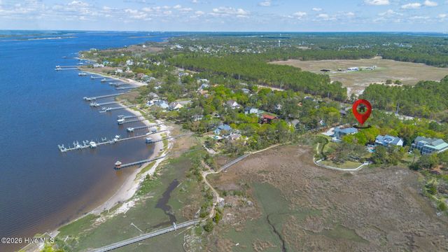 9102 River Road, Wilmington, NC 28412