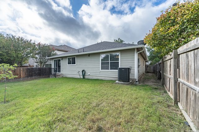 6239 Donely Pl, San Antonio, TX 78247