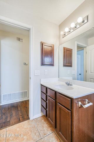 5481 FRANCISCO ROQUE Drive, El Paso, TX 79934
