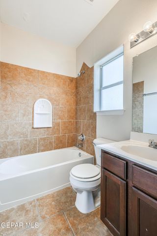 5481 FRANCISCO ROQUE Drive, El Paso, TX 79934