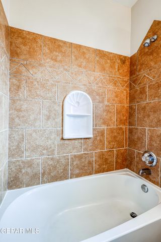 5481 FRANCISCO ROQUE Drive, El Paso, TX 79934