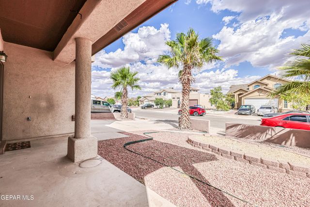 5481 FRANCISCO ROQUE Drive, El Paso, TX 79934