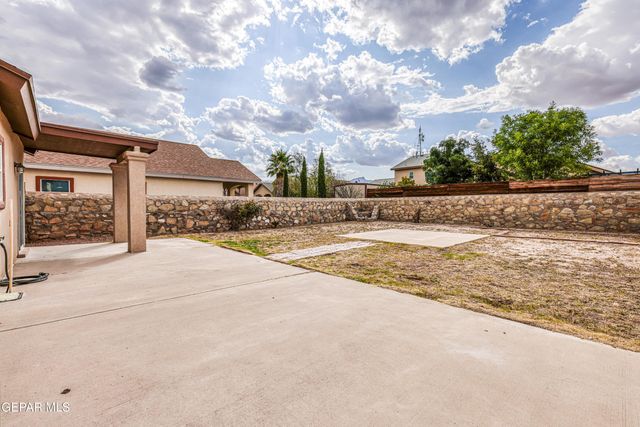 5481 FRANCISCO ROQUE Drive, El Paso, TX 79934
