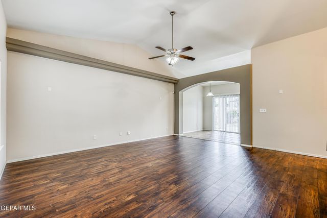 5481 FRANCISCO ROQUE Drive, El Paso, TX 79934