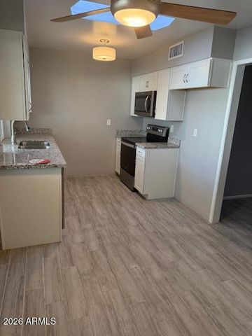 10253 N 108TH Avenue, Sun City, AZ 85351