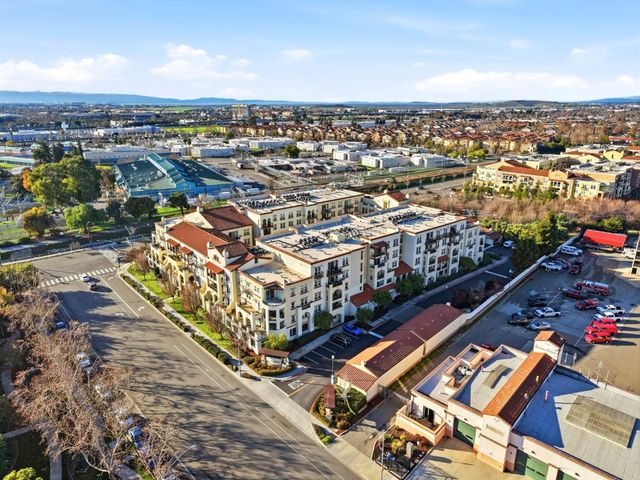 800 S Abel Street 100, Milpitas, CA 95035