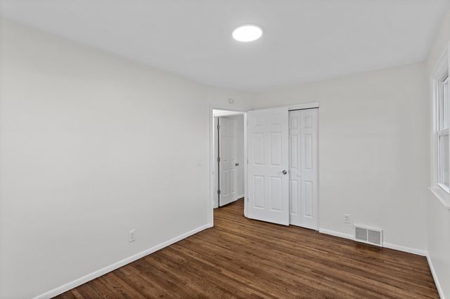 6109 Sumter Avenue N, New Hope, MN 55428