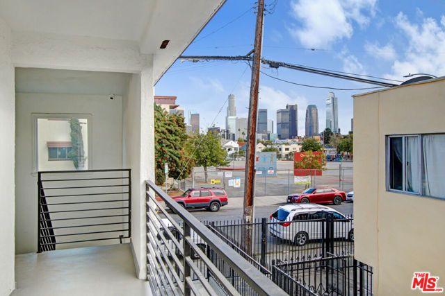 161 S Burlington Avenue, Los Angeles, CA 90057