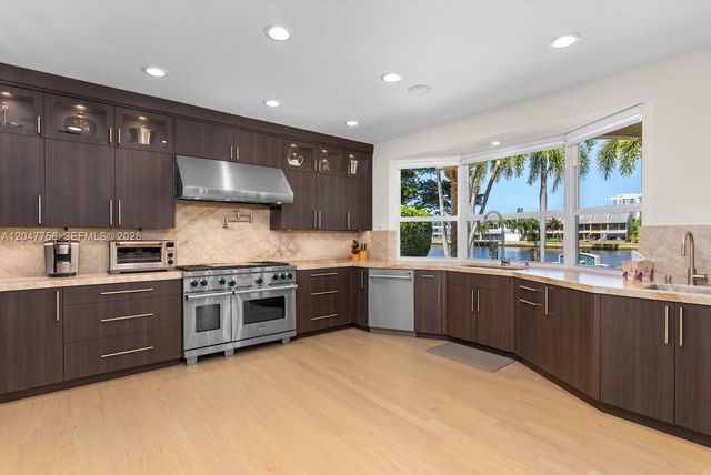600 SE 28th Ave, Pompano Beach, FL 33062