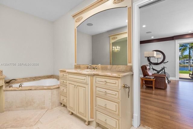 600 SE 28th Ave, Pompano Beach, FL 33062