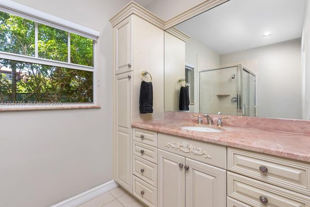 600 SE 28th Ave, Pompano Beach, FL 33062