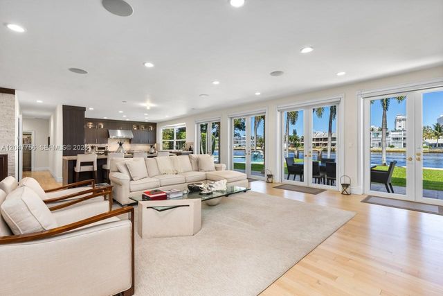 600 SE 28th Ave, Pompano Beach, FL 33062