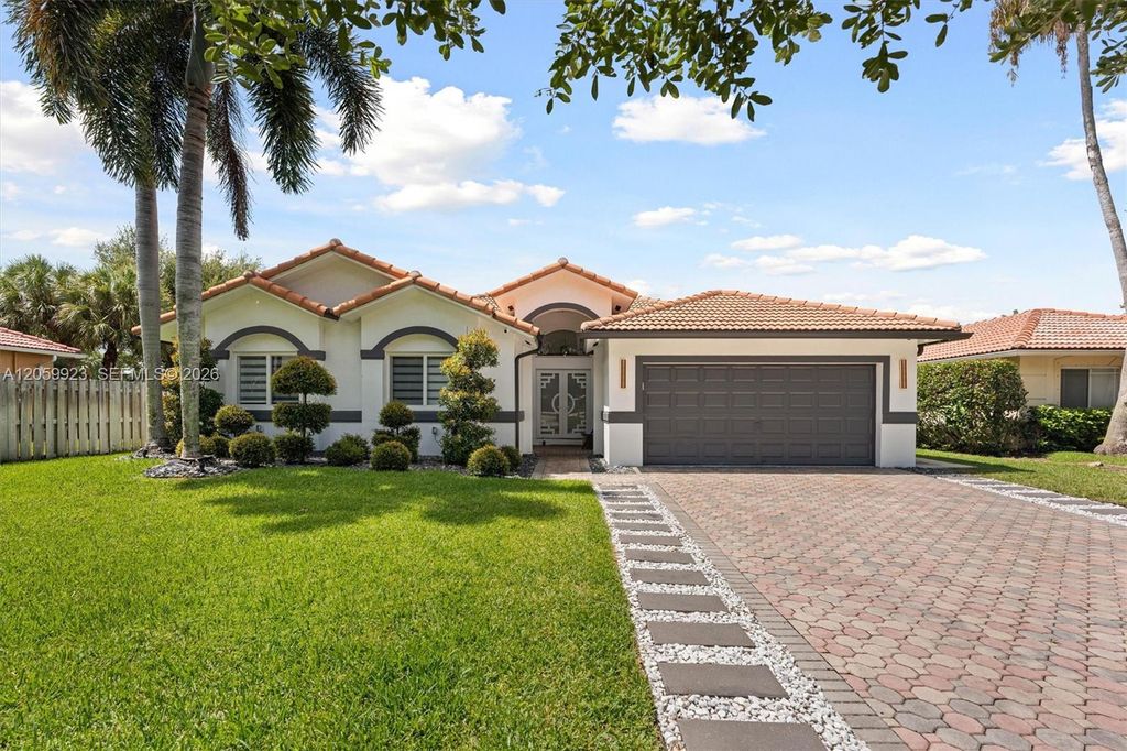 16841 SW 5th Ct, Weston, FL 33326