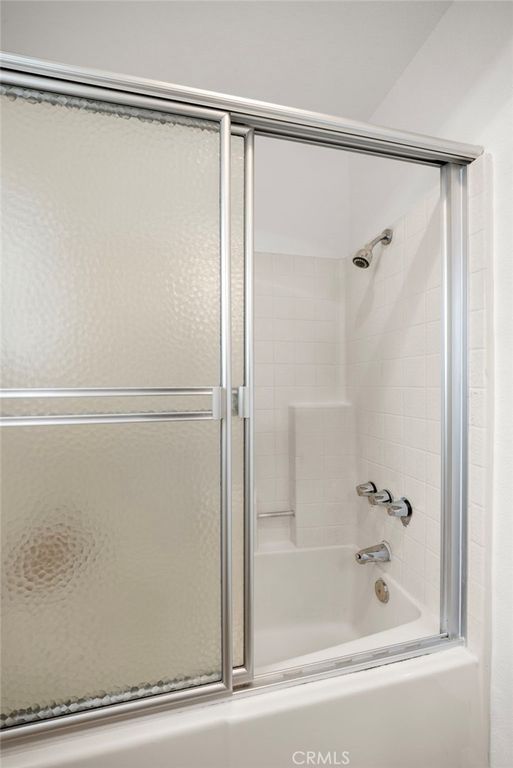 Image 11 of property listing at 8505 Gulana, Playa Del Rey, CA 90293