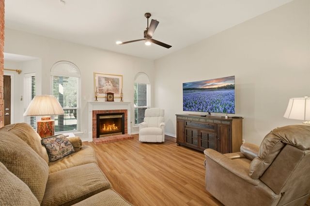 2638 Valley Creek Trail, Mckinney, TX 75072