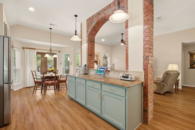 2638 Valley Creek Trail, Mckinney, TX 75072