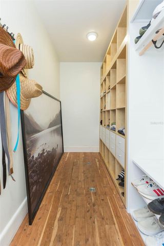 917 E BROAD STREET, Tampa, FL 33604