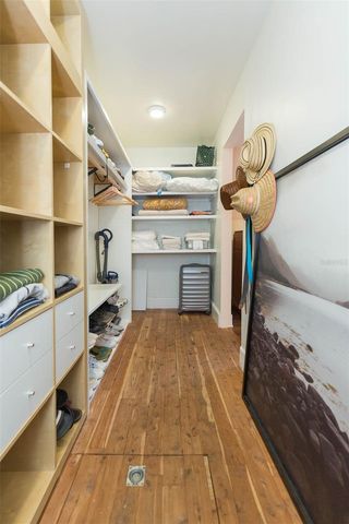 917 E BROAD STREET, Tampa, FL 33604